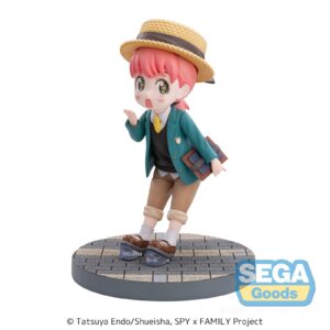 Figura SPy x Family Anya Forger Stylish Look